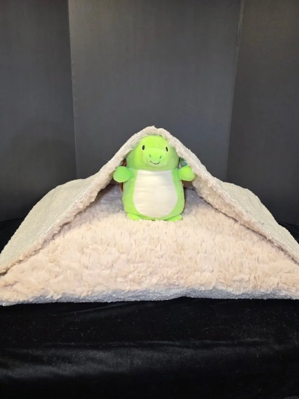 NIB Fortly Anti-Anxiety Calming Dog Bed in Size Medium (3 Colors)